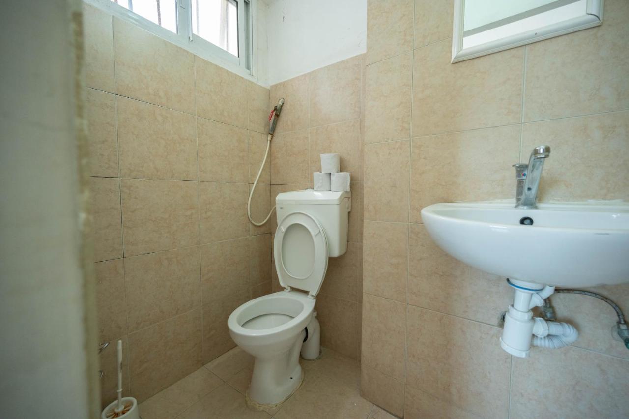 Apartment 1 Bedroom Apartment, 20 Steps From The